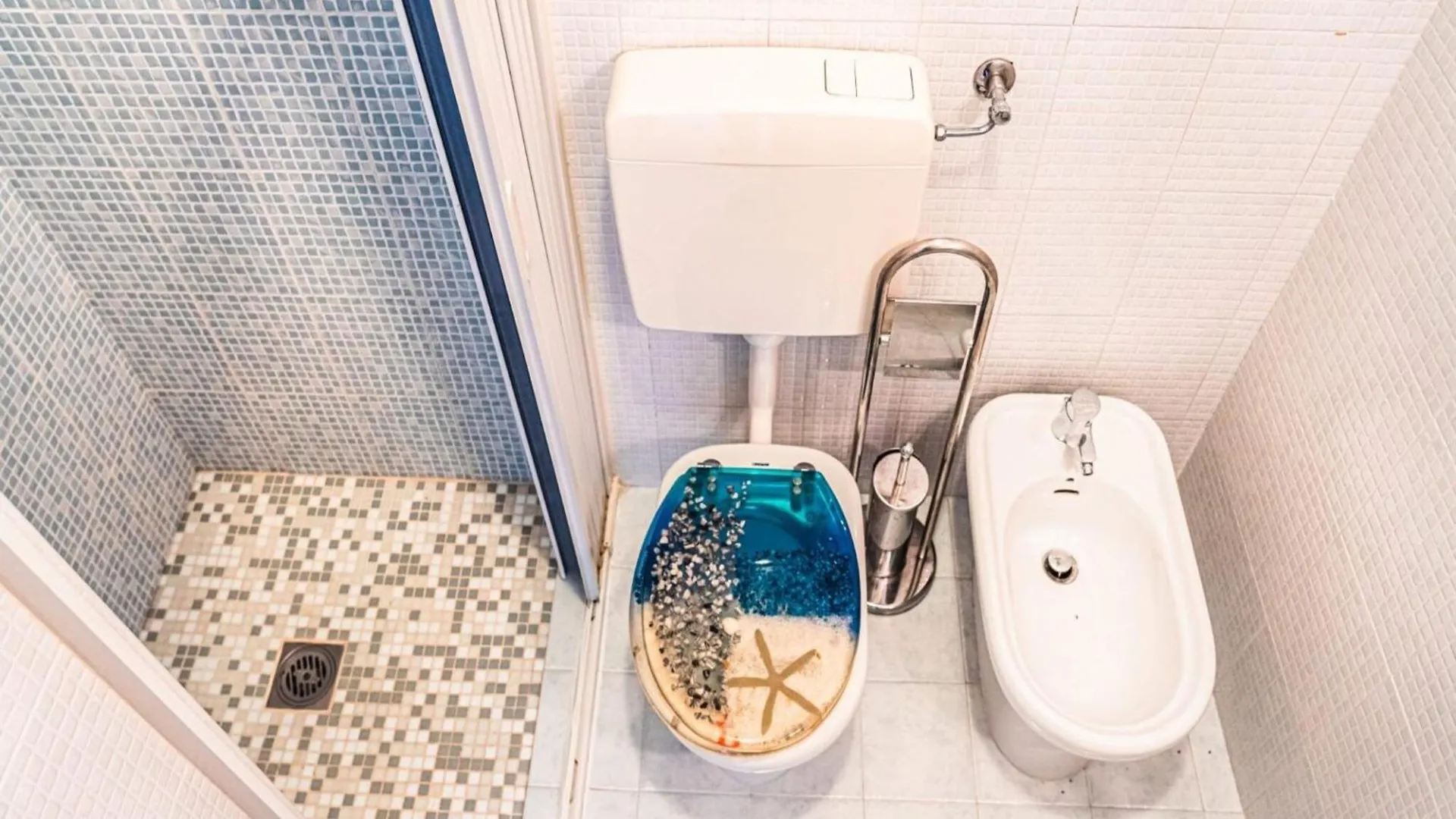 A Modern Flat A Stones Throw From The Beach Bibione 0*,  Italy
