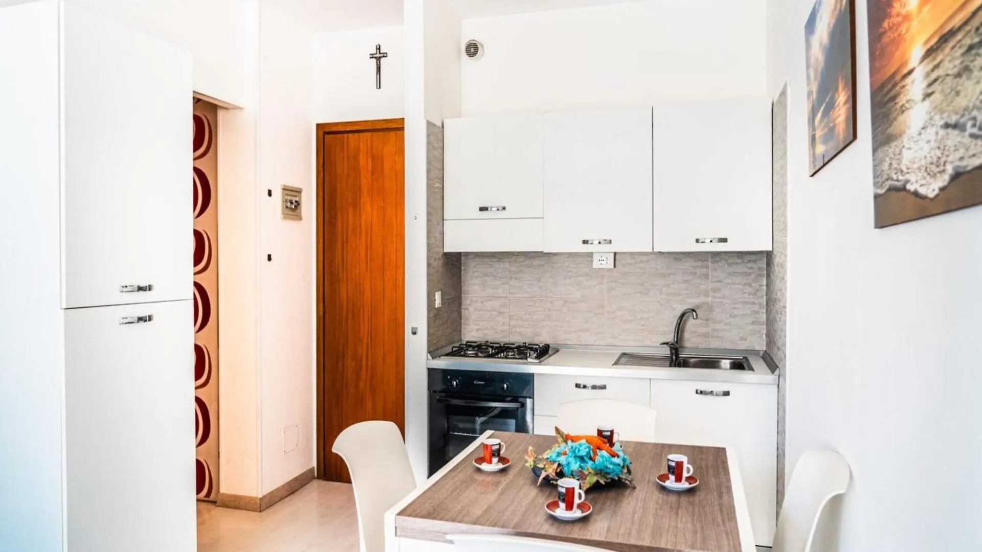 A Modern Flat A Stones Throw From The Beach Bibione 0*,  Italien